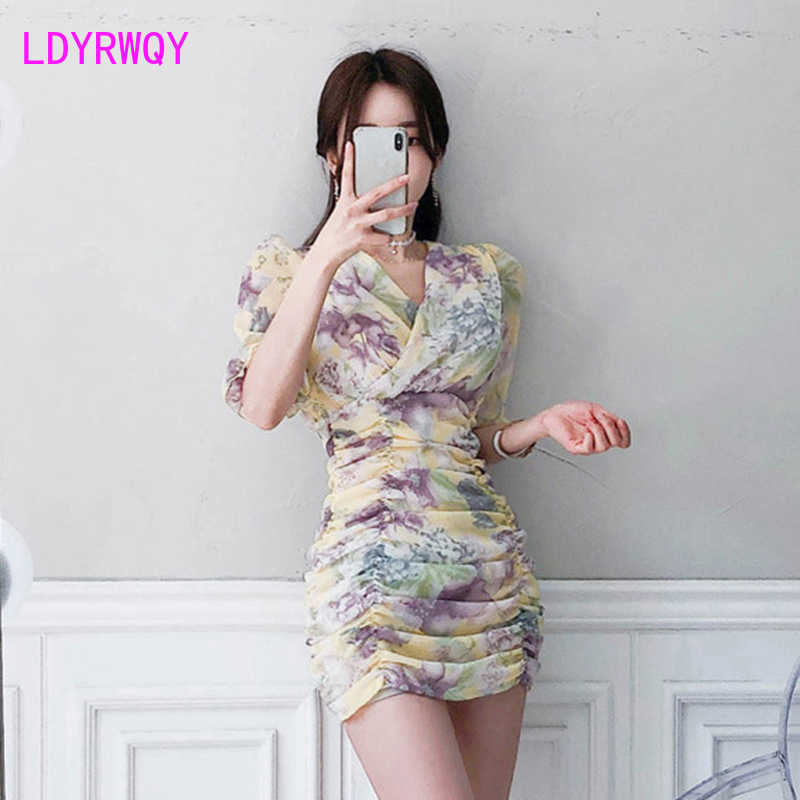 

Summer chiffon printed pleated design dress Knee-Length Office Lady V-Neck Sheath 210603, Yellow