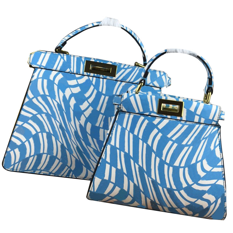 

Classic f Tote Bag Handbag Purse Printing Square Twist Lock Gold Metal Parts Genuine Leather Removable Shoulder Strap Crossbody Bags High Quality