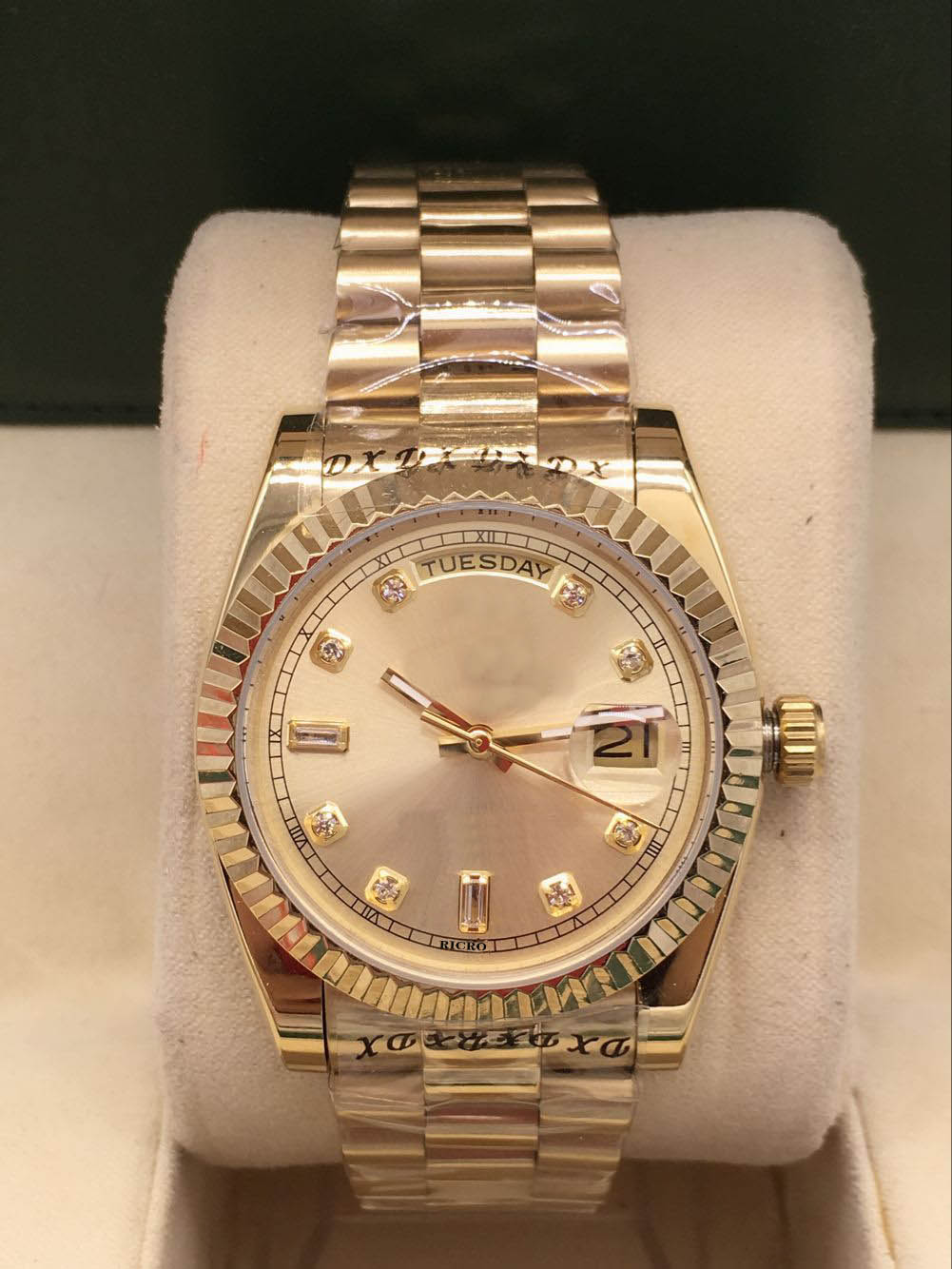 

Watch, Master, Automatic Mechanical Movement, Double Calendar, Men's Business. 40 mm, sapphire glass, three strains of stainless steel watchband, wholesale and retail, Custom payment