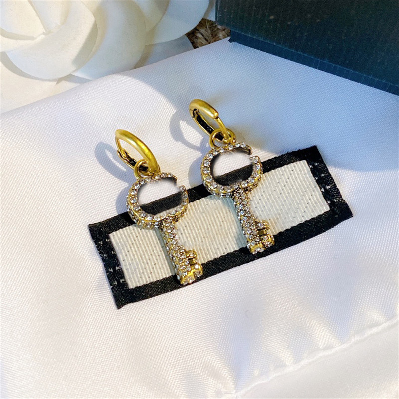 

Creative Letter Diamond Charm Earrings Women Personality Pendant Earring Key Shape Crystal Studs Gift For Party Anniversary