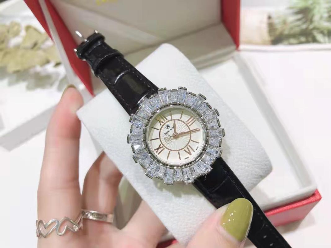 

Wristwatches Channel Setting Cubic Zircon Luxury Lady Women's Watch Fashion Crystal Hours Real Leather Girl Birthday Gift Royal Crown Box, Red
