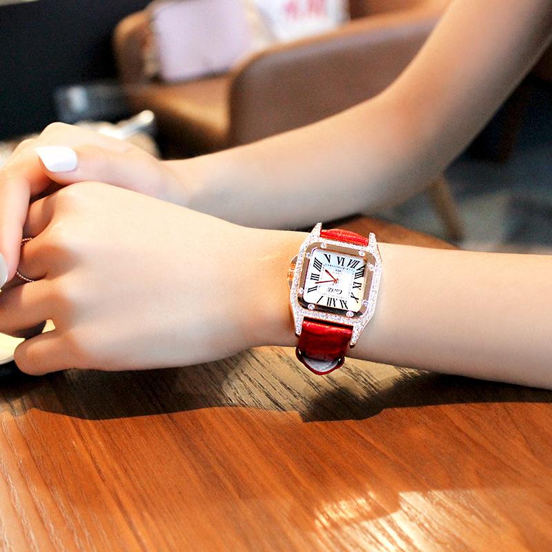 

Wristwatches Women's Watches Top Leather Bracelet Watch Women Rhinestone Ladies Clock Montre Femme, Red
