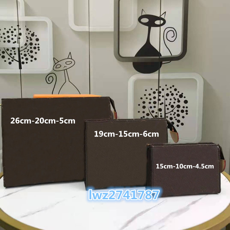 

Designer Cosmetic Bags for Woman Handbags High quality Genuine Leather classic fashion Clutch Bag, Black grid