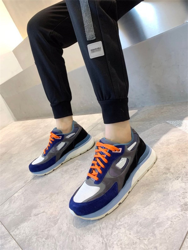 

2020 Discount hot designer soft black grey Plus velvet man boy men boots mens Sneakers Boot trainers outdoor walking shoes, 01