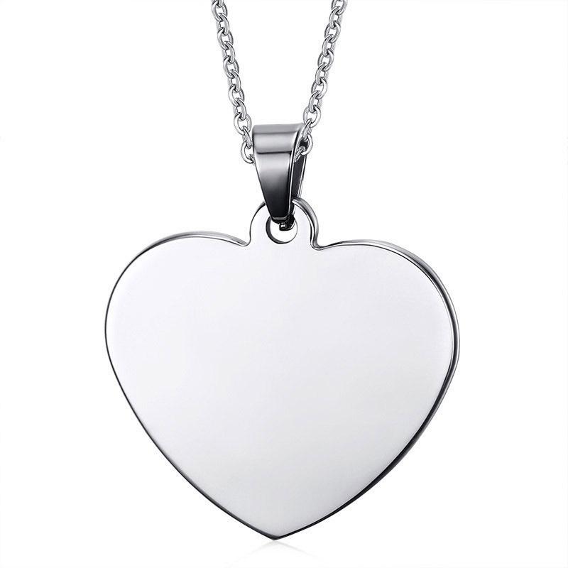 

Pendant Necklaces Modyle Engraved 316L Stainless Steel Heart Shaped D Necklace