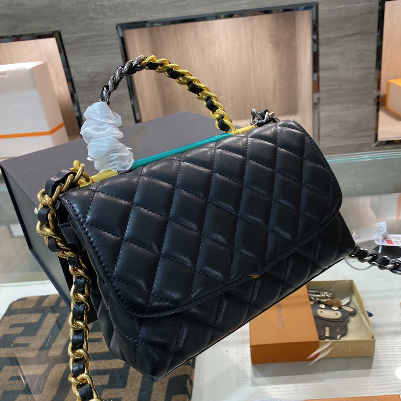 

Women Famous Designers Brand Bags With Serial Number Lambs Sheepskin Handbags Classic Flap Hardwear Handle Tote Cross Body Clutch Shoulder M