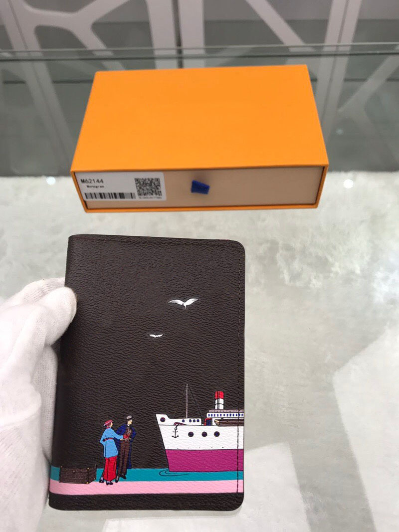 

Fashion Classic Leather Passport Cover, card bag, ticket holder, ID card bag. It is necessary for Tourism C076