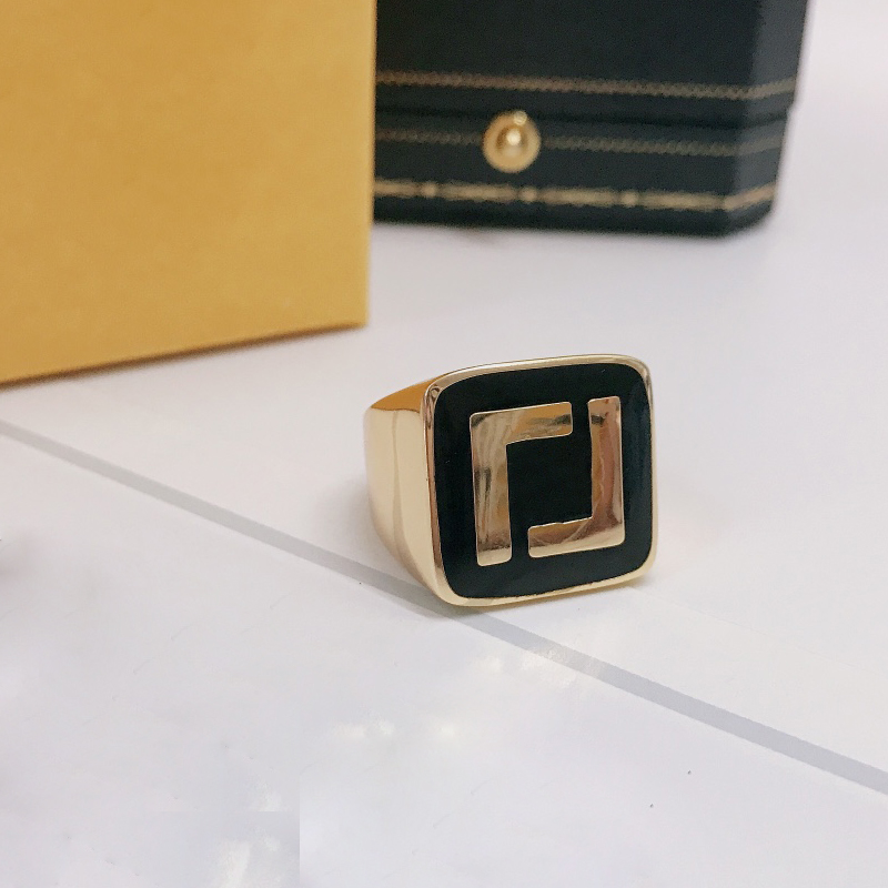 

Luxurys Designers Fashion luxury men's and women's Band Rings lovers couple high quality jewelry personality Simplicity good nice