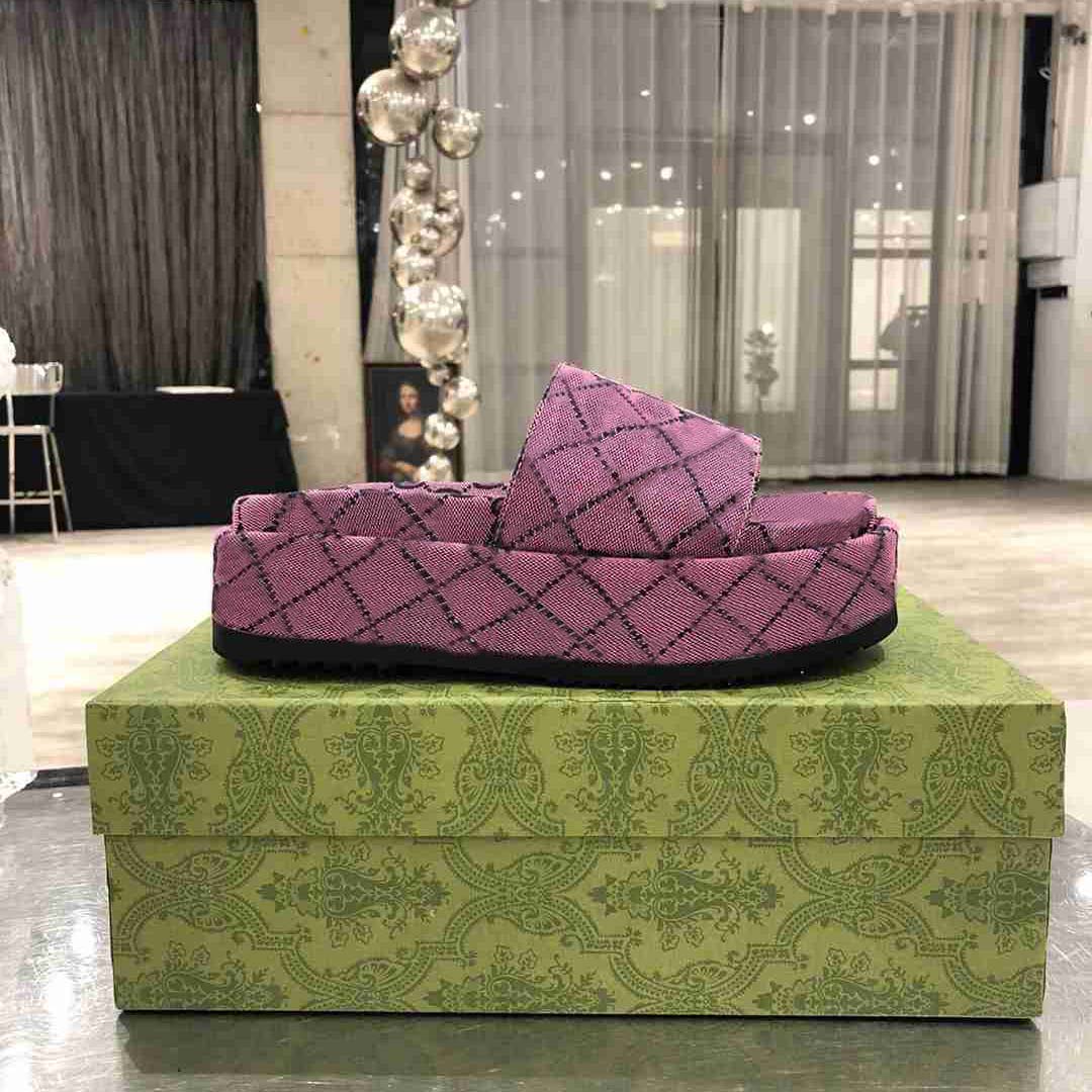 

woman sandals slippers classic platform Alphabet lady Sandal fashion Beach Thick bottom slipper Leather High heel slides Large size 35-46, 11