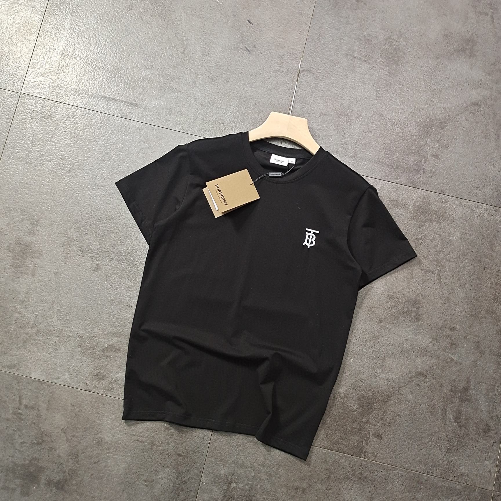 

Vintage Men T-Shirt France Paris Classic BÃRBÃRRÃ T-shirts Woman Louboutin Christian, White