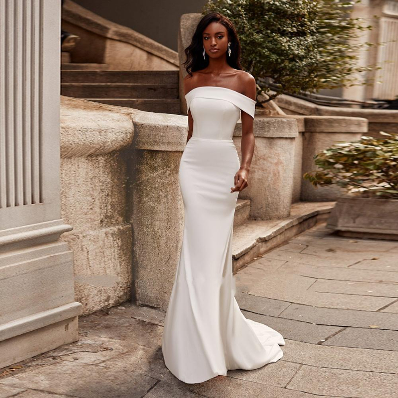 

2022 Simple Satin Mermaid Wedding Dress Stylish Boat Neck Off The Shoulder Zipper Back Court Train Bridal Dress Custom Made, White