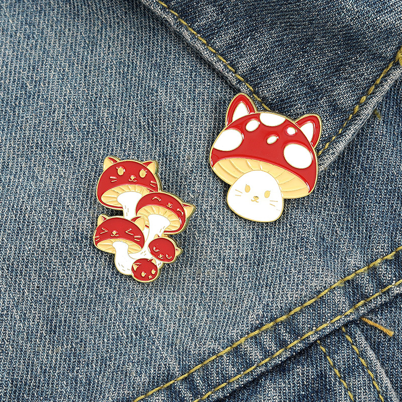 

Small Mushroom Enamel Brooches Pin for Women Fashion Dress Coat Shirt Demin Metal Funny Brooch Pins Badges Promotion Gift