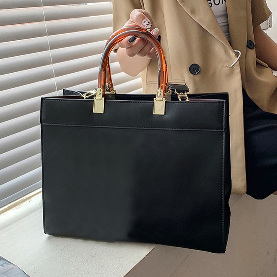 

Luxury Designers Shopping Bags Totes Hots Sale 2021 High Quality Handbags Women Designer Shoulder bag Crossbody Banquet Wallet Tote Pruse Tassel Handbag HKL706, Black