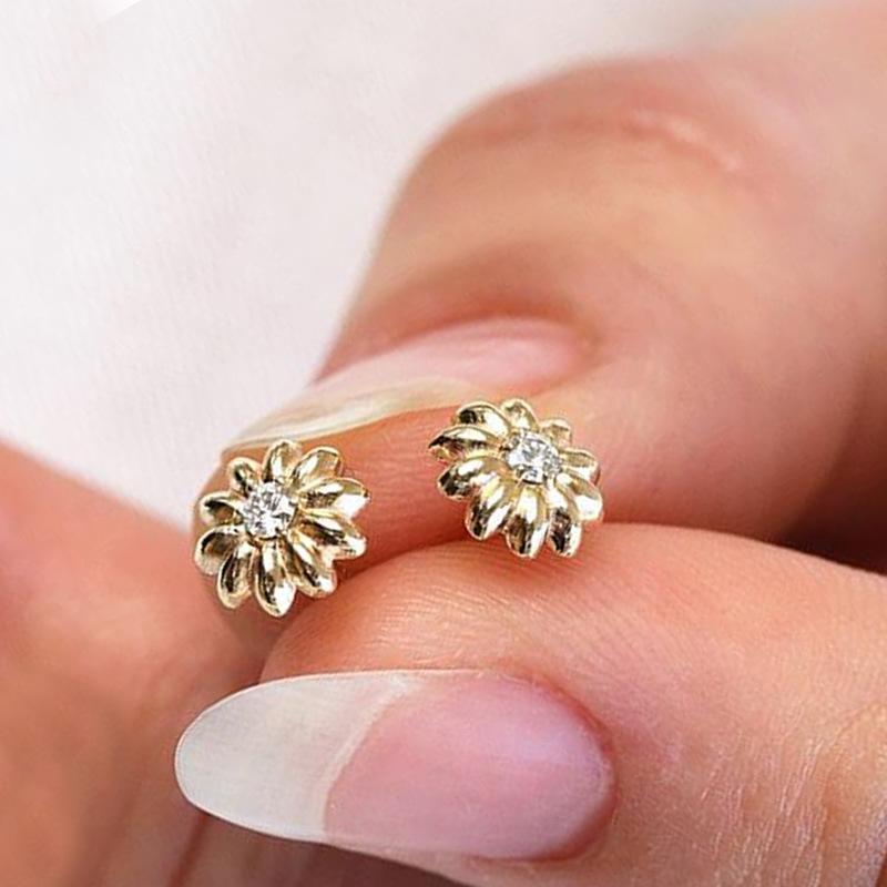 

Stud Cute Sweet Gold Color Sunflower Earrings For Women Round White Zircon Dassiy Flower Girls' Exquisite Jewelry Gift, Golden;silver