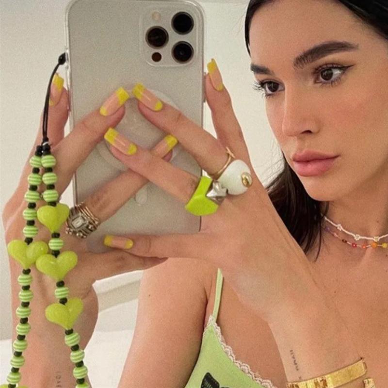 

Keychains Rainbow Beads Heart Phone Chain Vintage Harajuku Ethnic Charms Fashion Accessories 90s Aesthetic Y2k