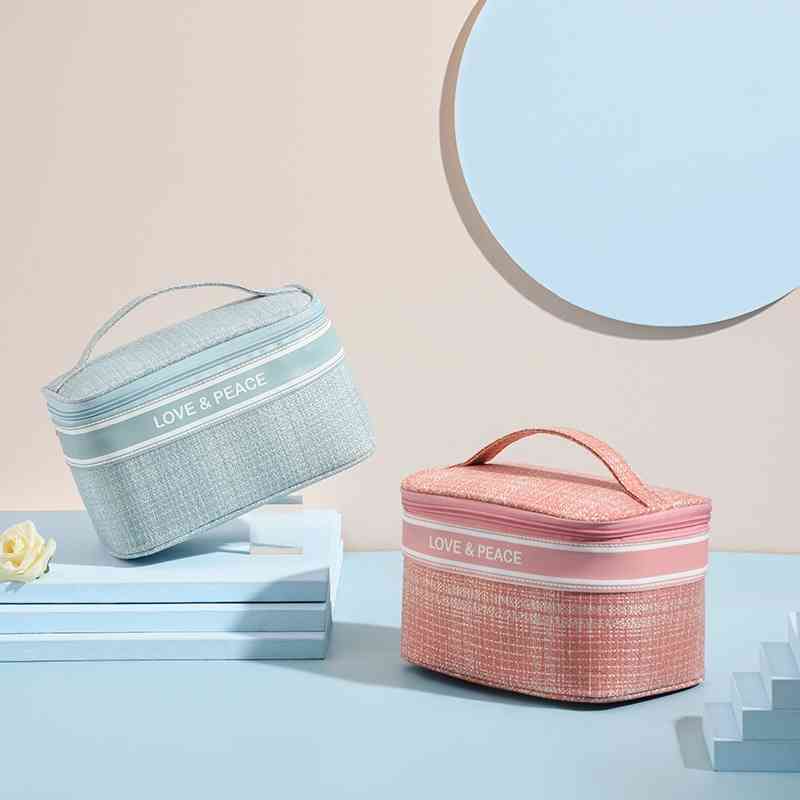 

Runhui xiaoxiangfeng series large capacity portable storage cosmetic bag, White