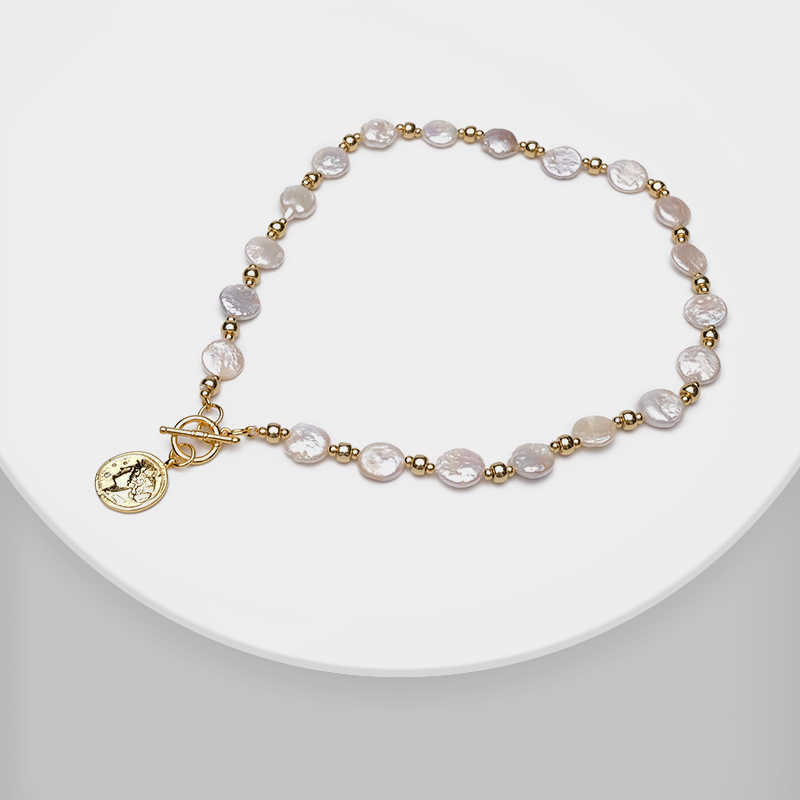 

Amorita boutique Metal coin with prototype flat natural pearl necklace