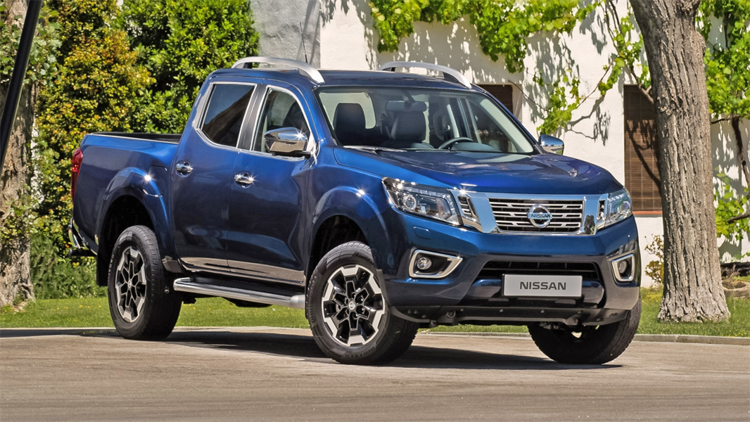 

Nissan Navara LED Headlights