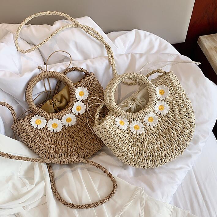 

Factory wholesale women handbag hand-woven daisy straw bag sweet little fresh woven handbags summer romantic beachs vacation beach bags