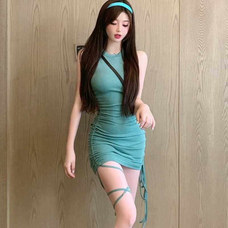 

Summer sexy round neck dress female strappy slim fit hip mini tight club temperament 210604, Black