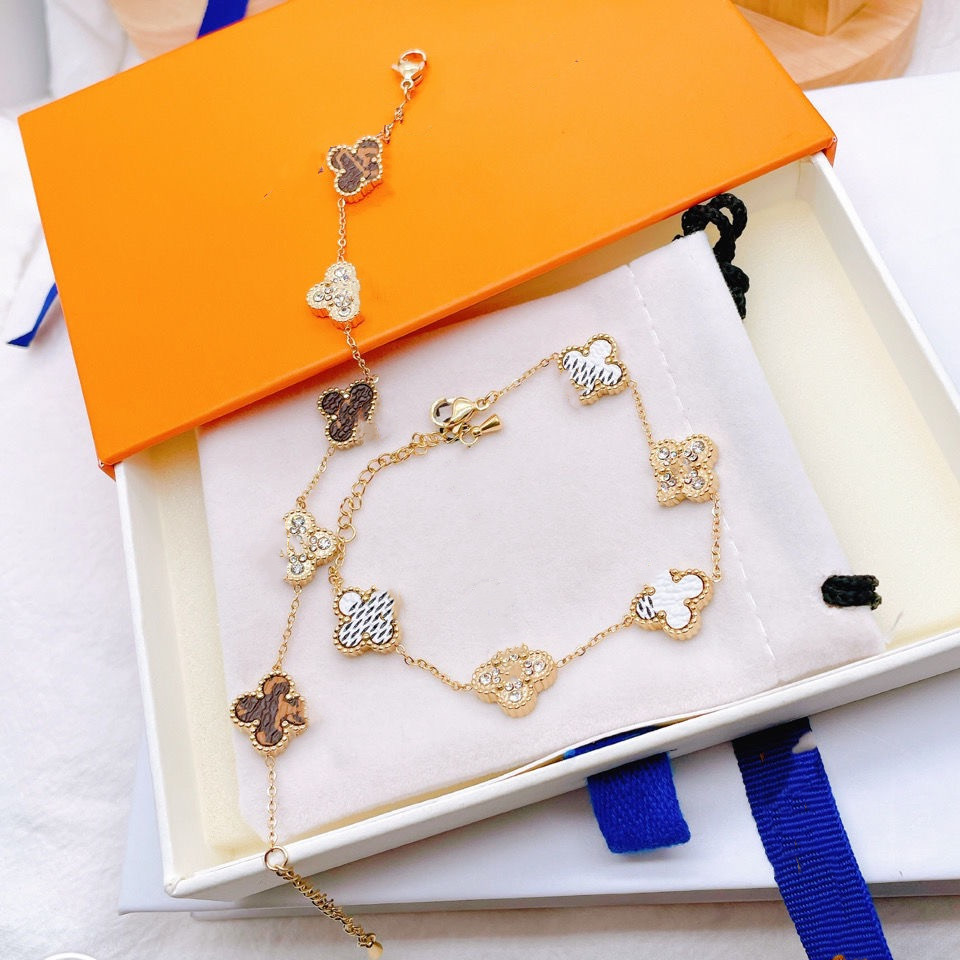 

2022 Luxury Designer Jewelry Women Men Bracelets Fashion Braided Tassel Bracele High Quality Embroidered Love Bracelet Designers, Golden;silver