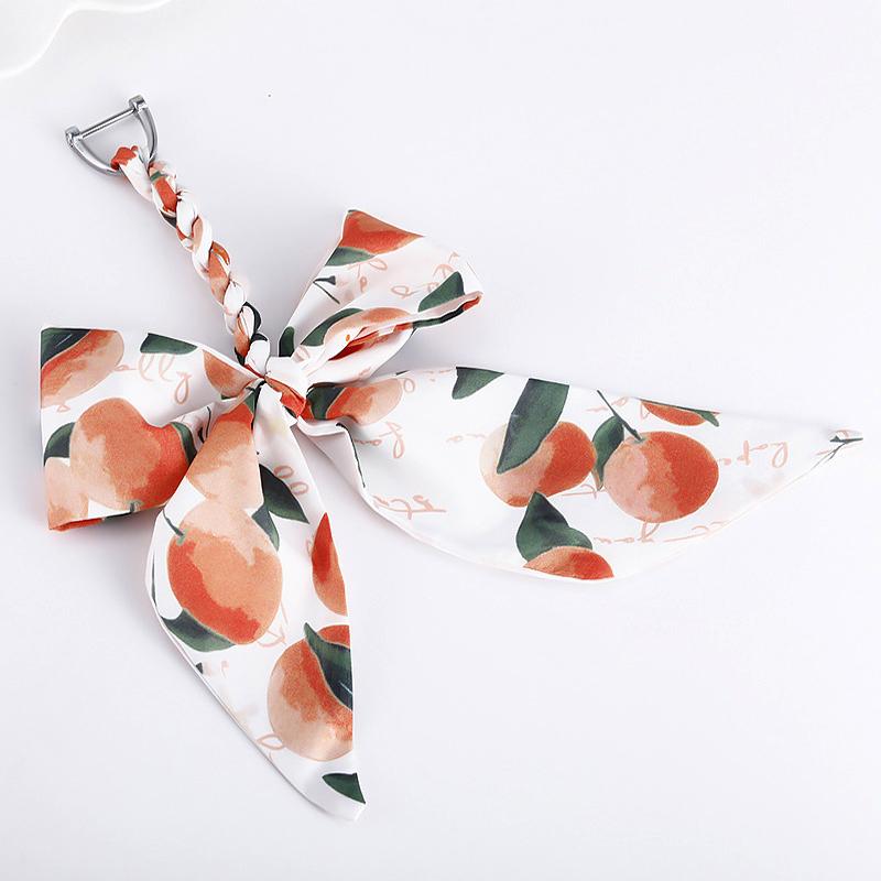 

Keychains High Quality Fashion Scarves Keychain Flower Print Ribbon Bowknot Exquisite Key Holder Women Bag Charm Pendant Jewelry