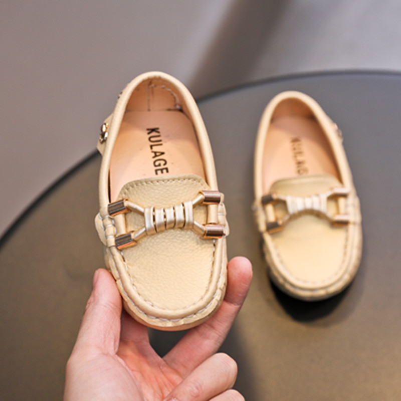 Nouveaux enfants mocassins chaussures pour garçons baskets plates bébé filles mocassins en cuir enfants sans lacet doux respirant décontracté étu