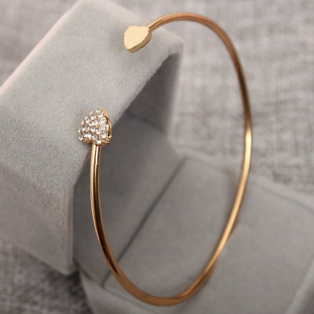

Hand catenary Korean version sweet peach heart simple girlfriends lovers versatile student Bracelet Fashion, Golden;silver