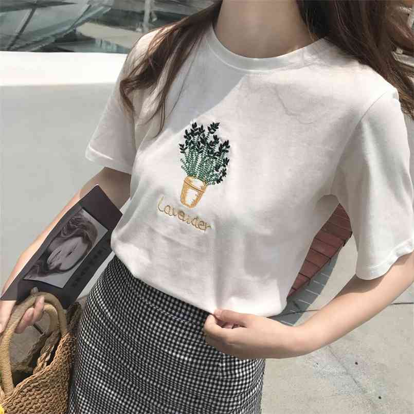 

Summer Cute Flower Embroidered tops White Loose Cotton Casual Short Sleeve Female T-shirts 210708