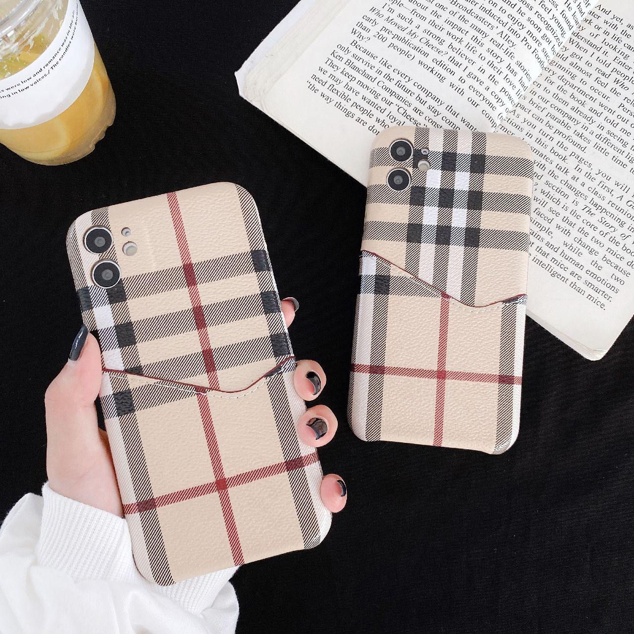 

Luxurys designers Phone Cases for iPhone 7p 8p x XS XR xsmax 11 11pro 11promax 12 12Pro 12promax silica gel dirt resistance good