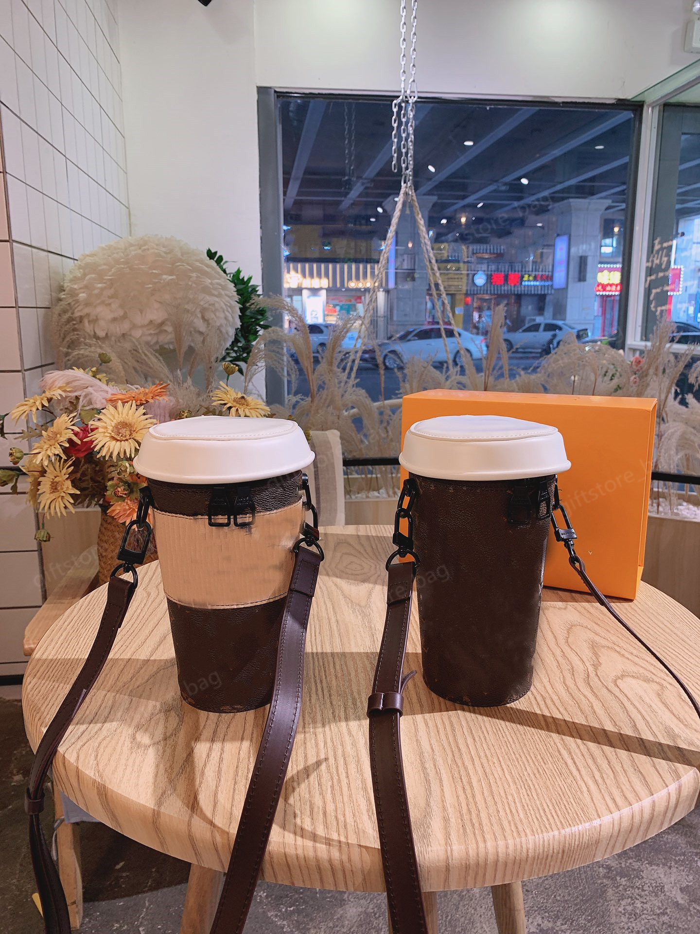 

2021 fashion ladies hand bags, mediumcupbags, water cupbags, luxury designer diagonal shoulderbags, Other options