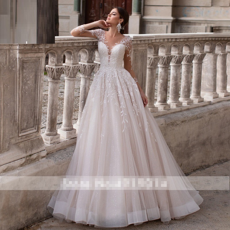 

Wedding Dress 2021 New Slim Fit Slimming Banquet Evening Dress Foreign Trade Trailing Wedding Dress European and American V-neck Light Weddi, White