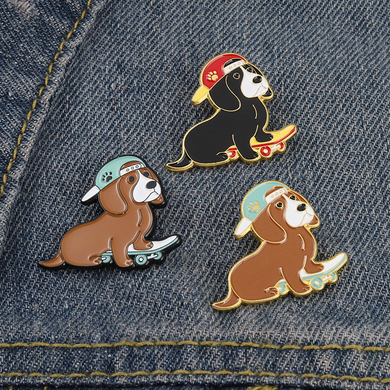 

Cartoon Skateboard Parkour Dog Model Brooches Retro Alloy Enamel Anti Light Buckle Pins Unisex Clothes Cowboy Knapsack Badge Jewelry Accessories