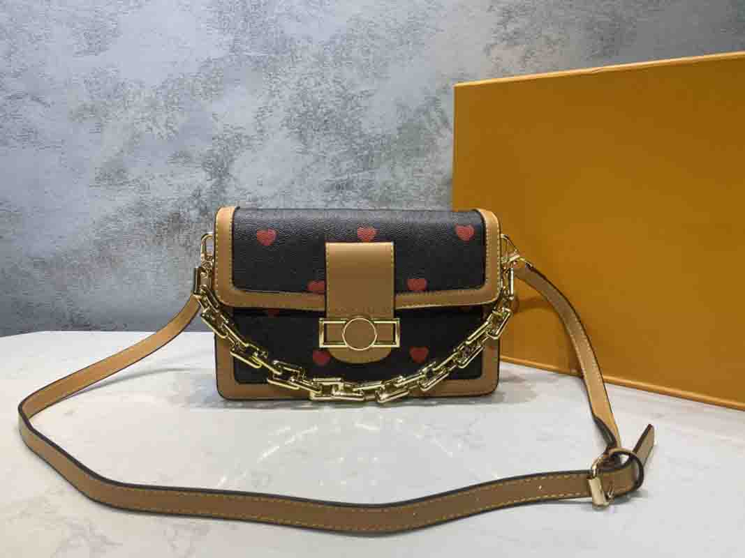 

Designers Women Shoulder Bag Luxurys Lady Crossbody Bags High Quality Fashion Handbag with Chain, Black