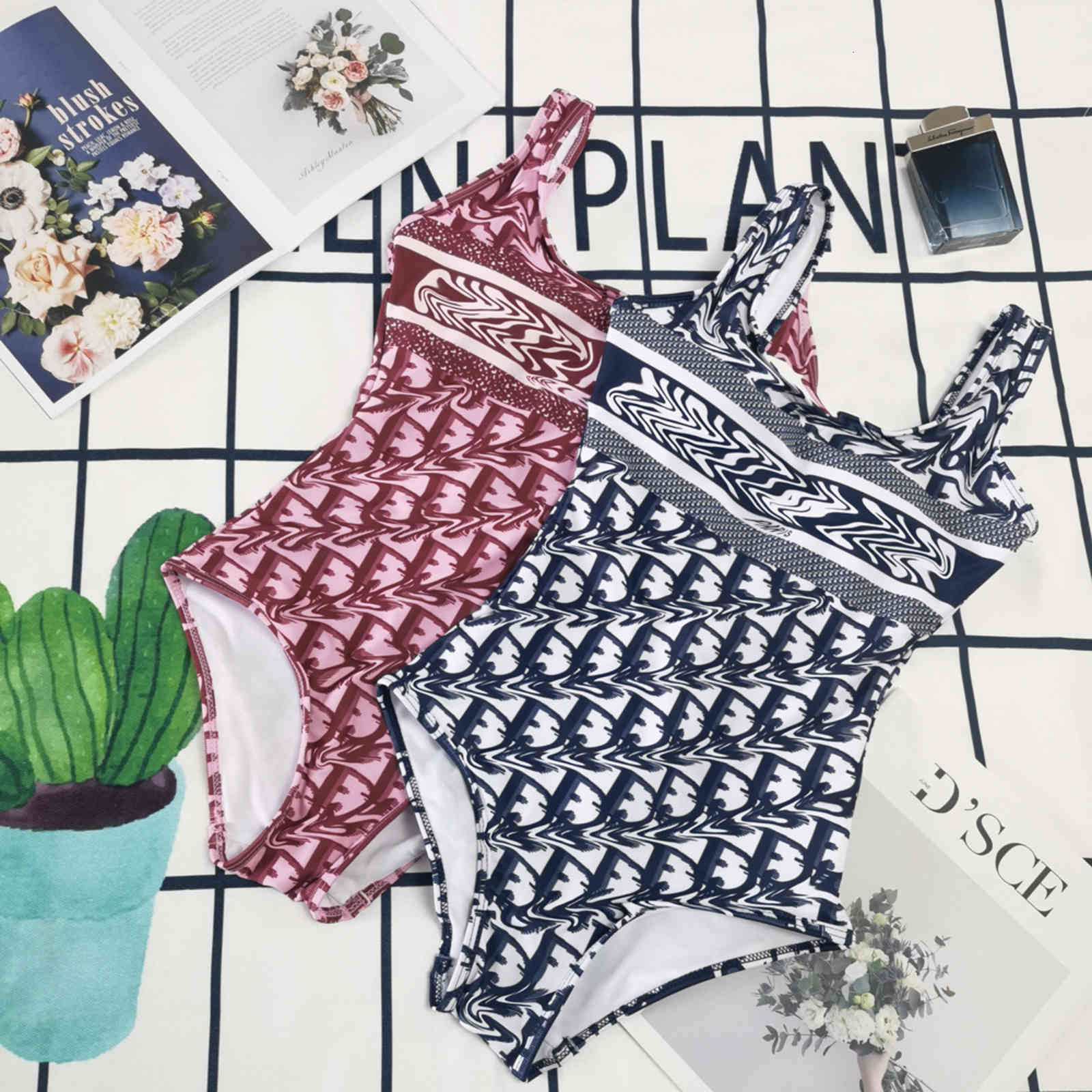 brand swimsuit d letter printing d family Tide triangle one-piece conservative open back net red hot spring resort swimsuit-image-736348332
