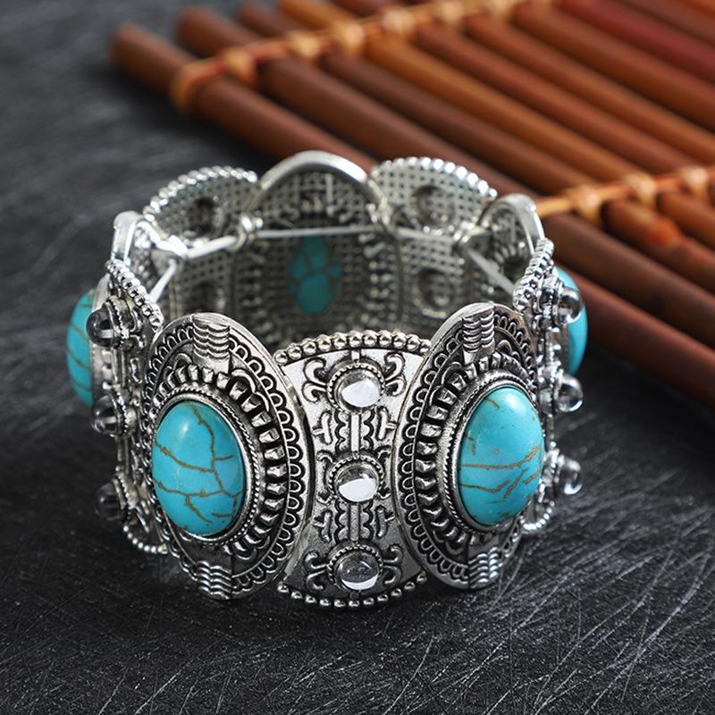 

Charm Bracelets European And American Width Bracelet Vintage Stone Crystal For Women Ancient Silver Color & Bangles Jewelry