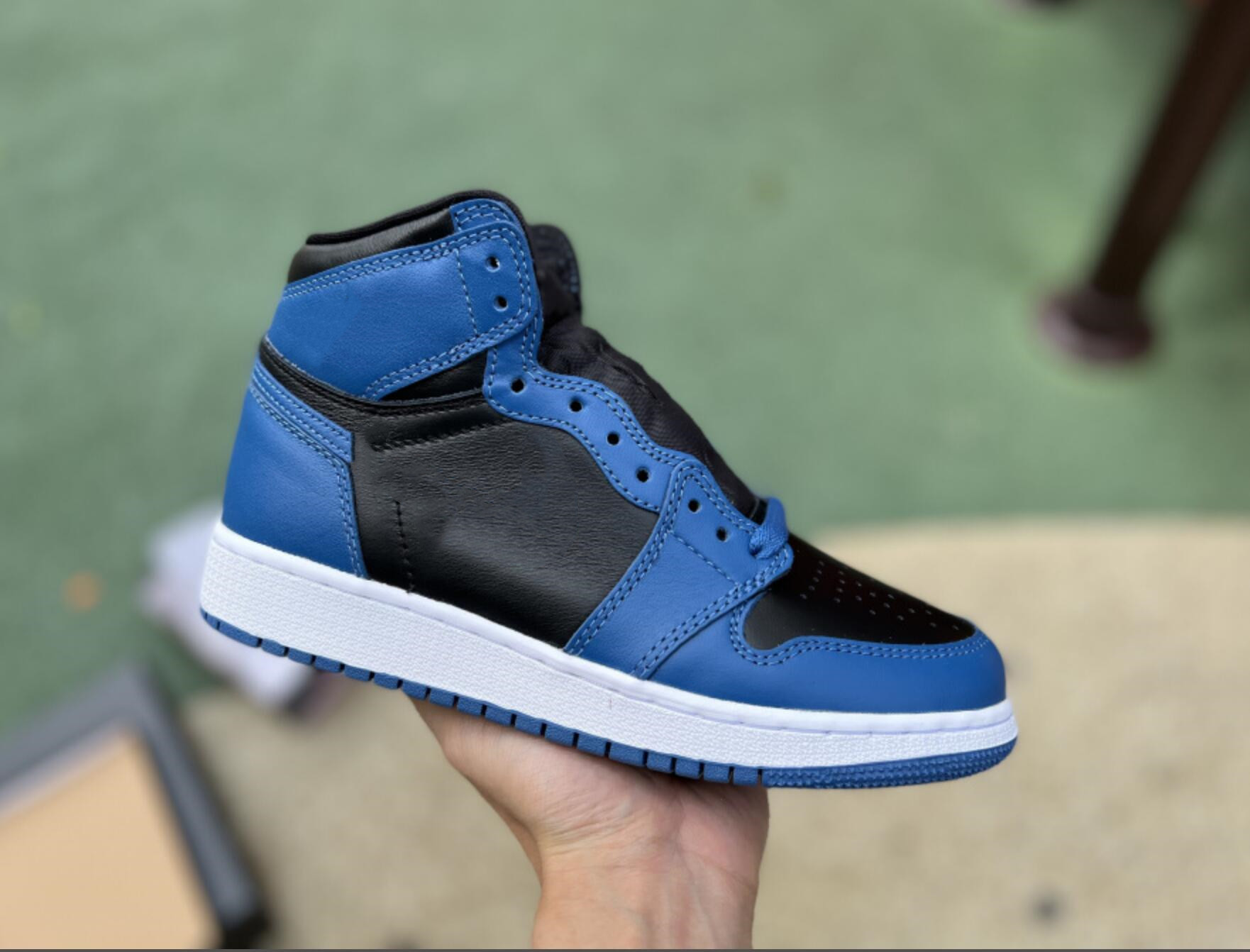 

Dark Marina Blue Retrosneaker 1 High OG Obsidian Men Basketball Shoes North Pole Chicago Sports Sneakers Women Turbo Green White Bio Hack Blue Black Yellow Toe, Color-7