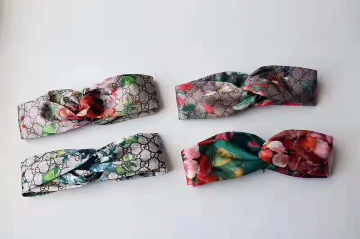 

Luxury Designer Silk Headbands Sports Bandana Cross Elastic Women Fashion Headband Flowers Hair bands Scarf Spring Summer Accessories Gifts, Silver