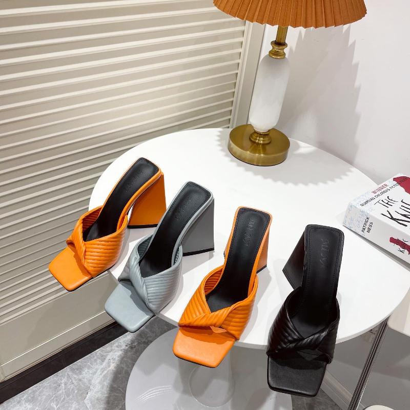 

Slippers 2021 Summer Style Large Size Pleated Surface Stiletto Square Toe Ladies High Heel Sandals, Black