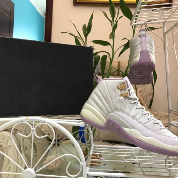 

Sport shoes Schoenen Heren Jumpman 12 Heiress LIGHT METALLIC GOLD STAR PLUM FOG