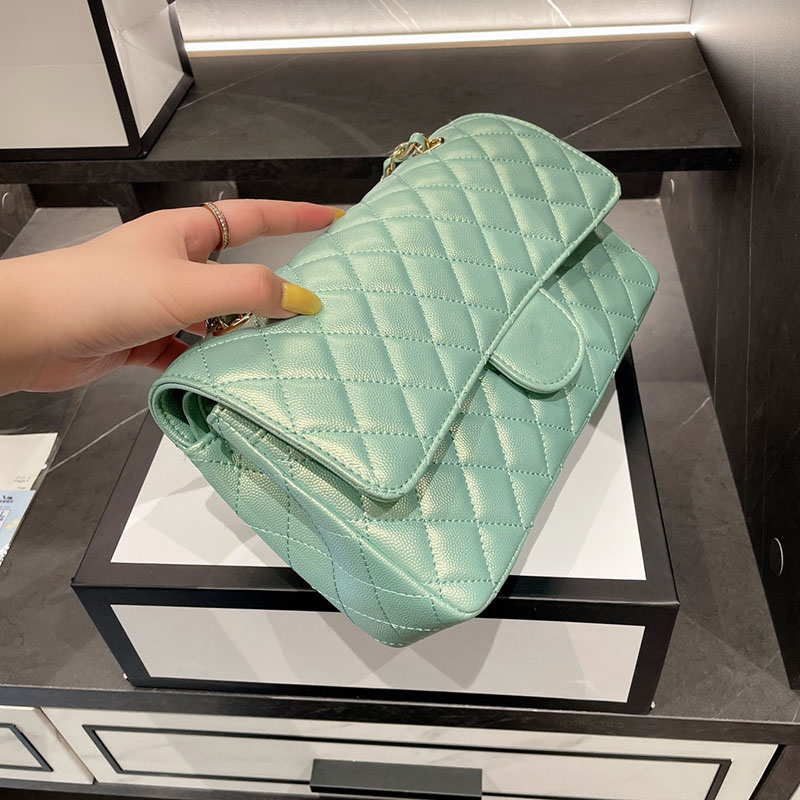 

2021 Womens Iridescent Colors Cross Body Bags Metallic Calfskin Cowhide Classic Flap Square Shoulder Matelasse Chain Vanity Multi Pochette Luxury_handbags 26C, Blue