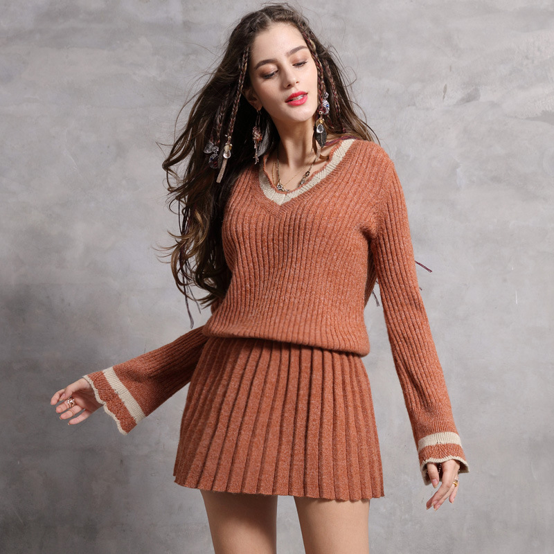 

Johnature Autumn Winter Leisure Retro Solid Color V-neck Trumpet Sleeve Sweater Dress Fashion Women Pleated Dresses 210521, Khaki