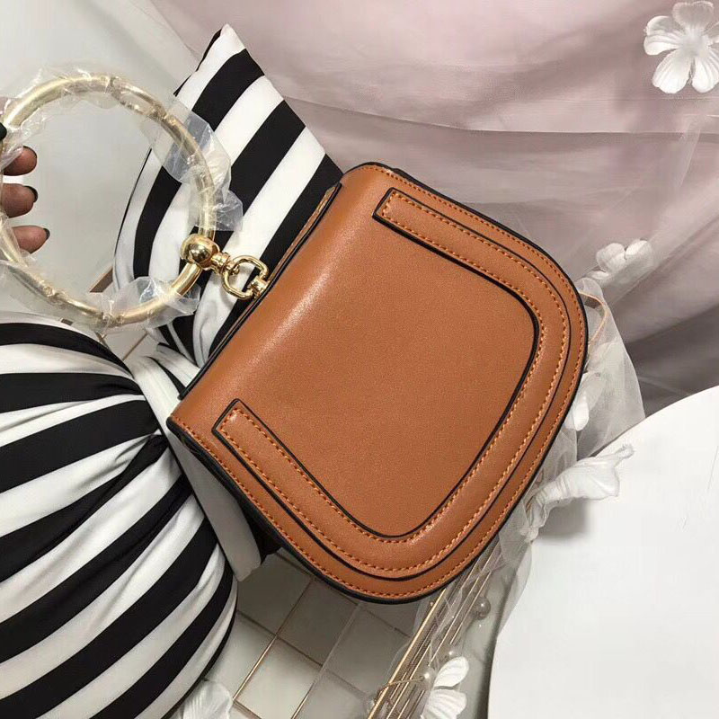 

Summer Genuine Leather Handbag Bag Metal Ring package saddle nile handle Bracelet purse Female Shoulder Messenger Crossbody Bags, Red