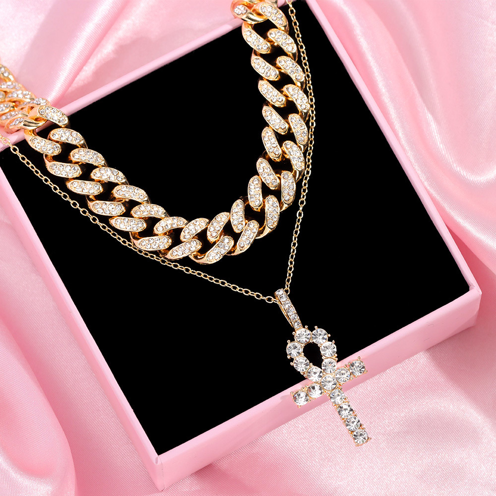

Multilayer Iced Out Crystal Cuban Chain Choker Necklaces For Women Retro Cross Rhinestone Pendant Necklaces Hip Hop Rock Jewelry X0509