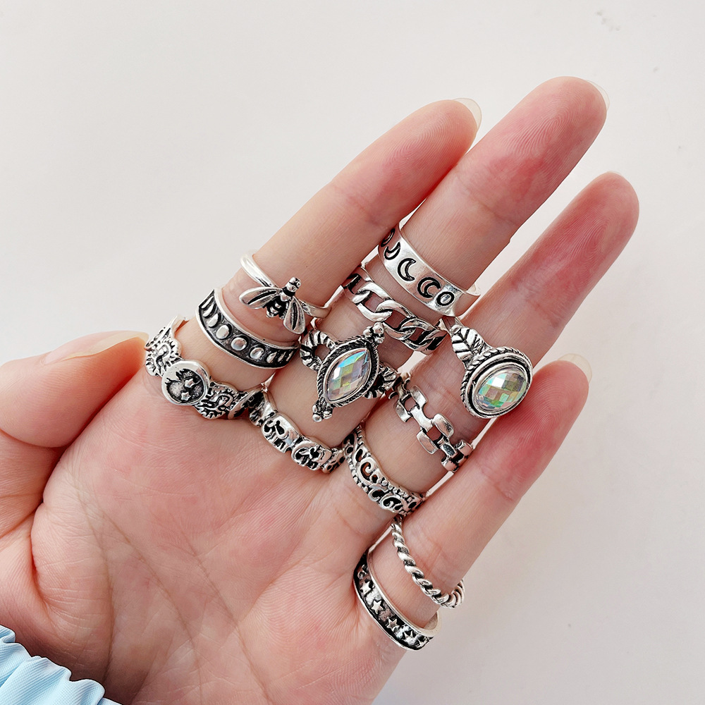 

S2678 Bohemian Fashion Jewelry Knuckle Ring Set Silver Bee Chain Heart Geometric Round Stacking Rings Midi Rings Sets 12pcs/set