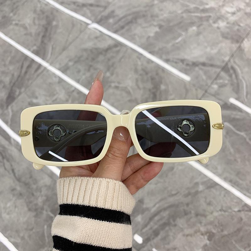 

Outdoor Eyewear KAMMPT Vintage Sunglasses For Women Men Retro Fashion Sun Glasses Metal Cross Flower Brand Designer Oculos De Sol UV400