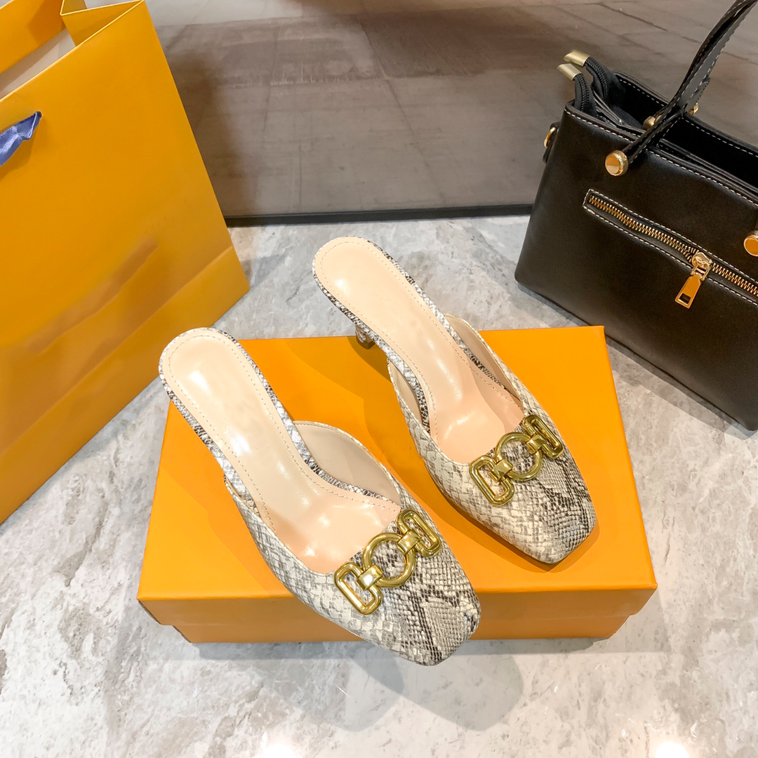 

Luxury sandal female designer small square head golden classic old flower horseshoe buckle fashion all-match small leather shoes half drag