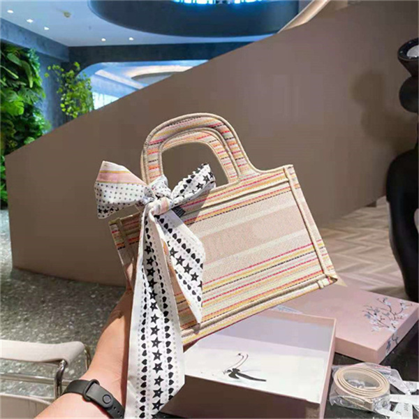 

Classic Mini Tote Bag Full Body Embroidered Exquisite Canvas Bags Designers Womens Handbags Purses 2021 1 large LOgo on the front Handbag free premium silk scarf, Not a bag;buy a bag and get a dust bag