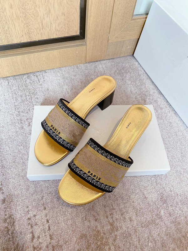 

2021 Newest Summer Womens High Heels Slipper Striped Sandal Ladies Casual Scuffs Block Heel Sandals Outdoor Shopping Letters Slippers with B, Black