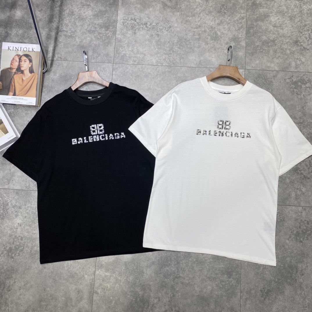 

2021 newest summer designer mens T shirt Casual letter paris BÃLÃNCIÃGÃ rabbit print color Short sleeve T-shirt high quality tshirt cotton tee top, White;black